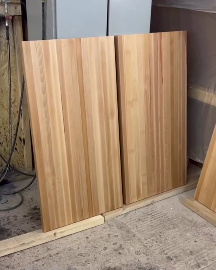 Комплект: столешницы из карагача + колонны из карагача + перегородки из бука 6