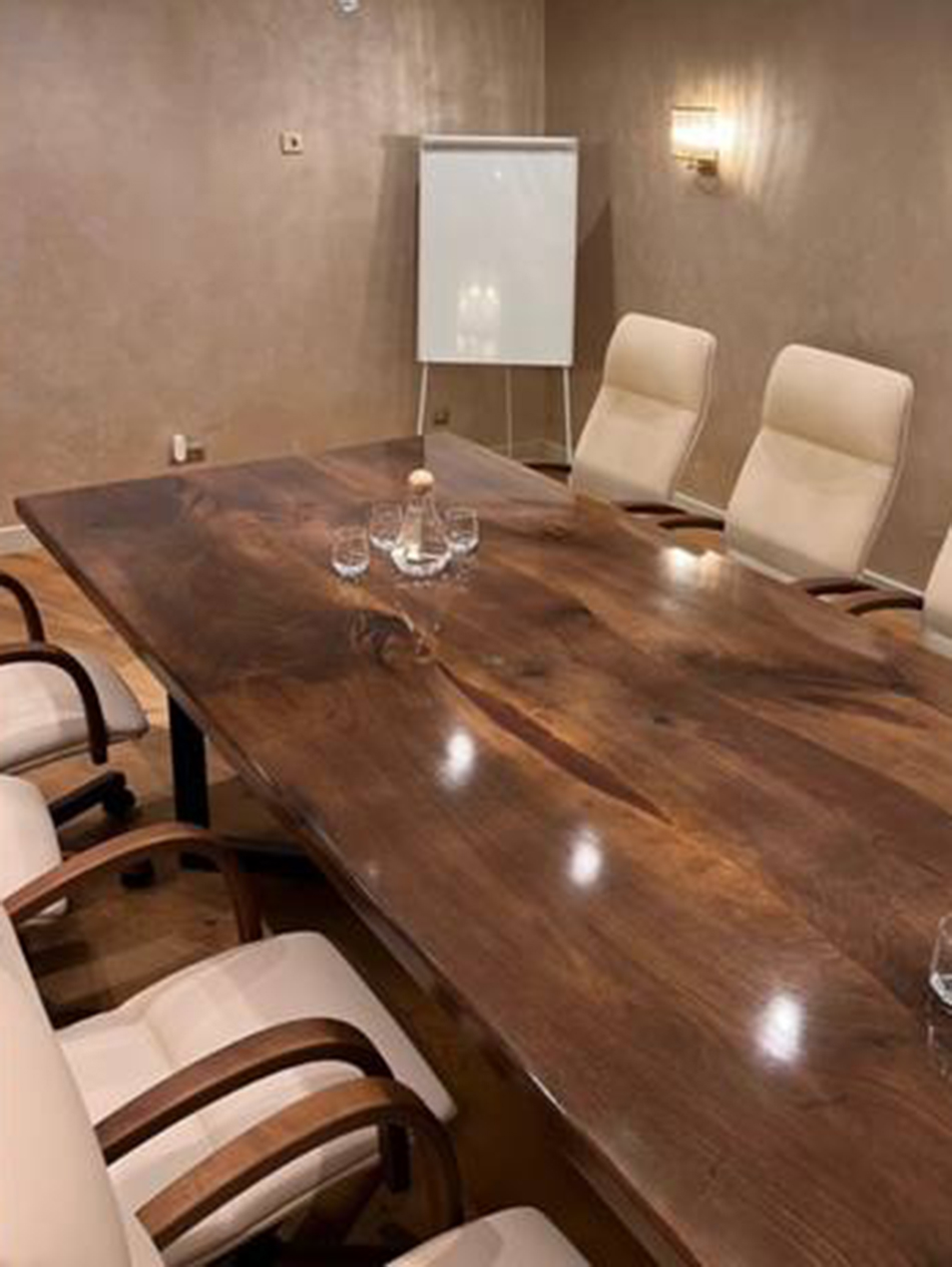 Стол для переговорной из грецкого ореха 7