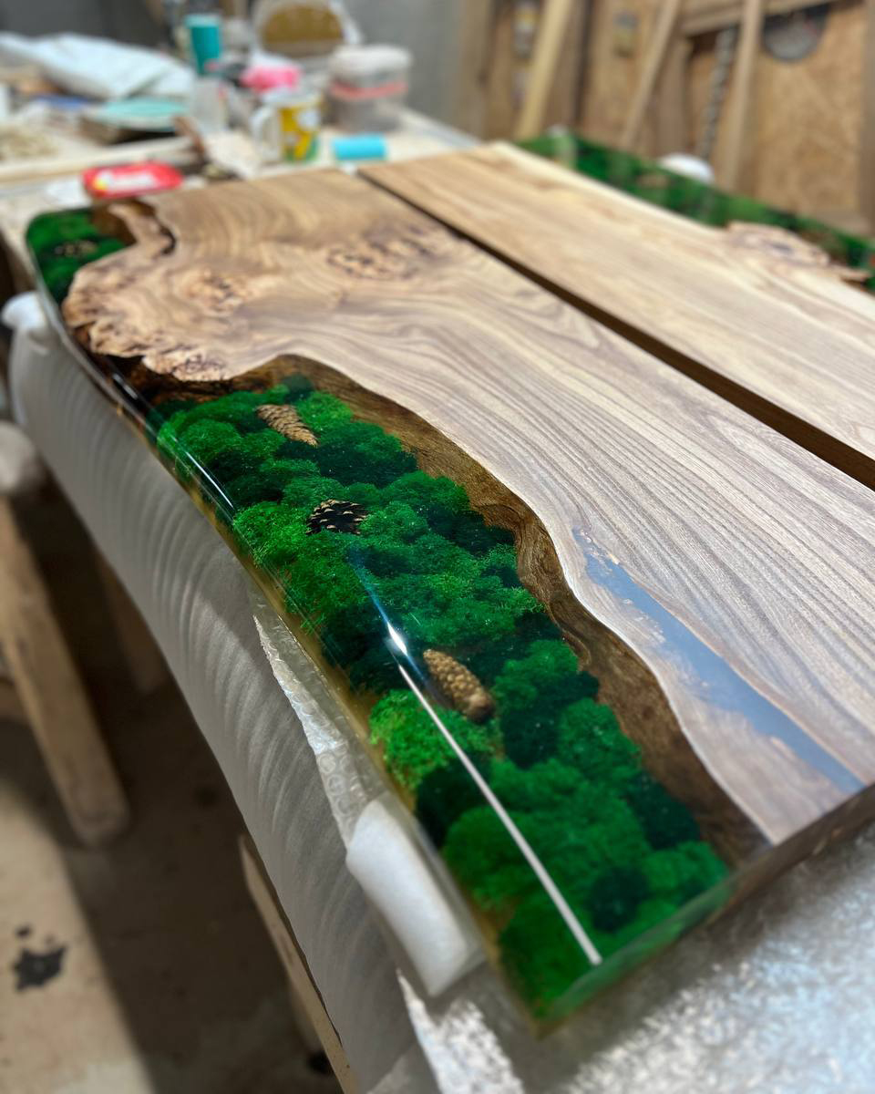 Подоконники из карагача со смолой 2