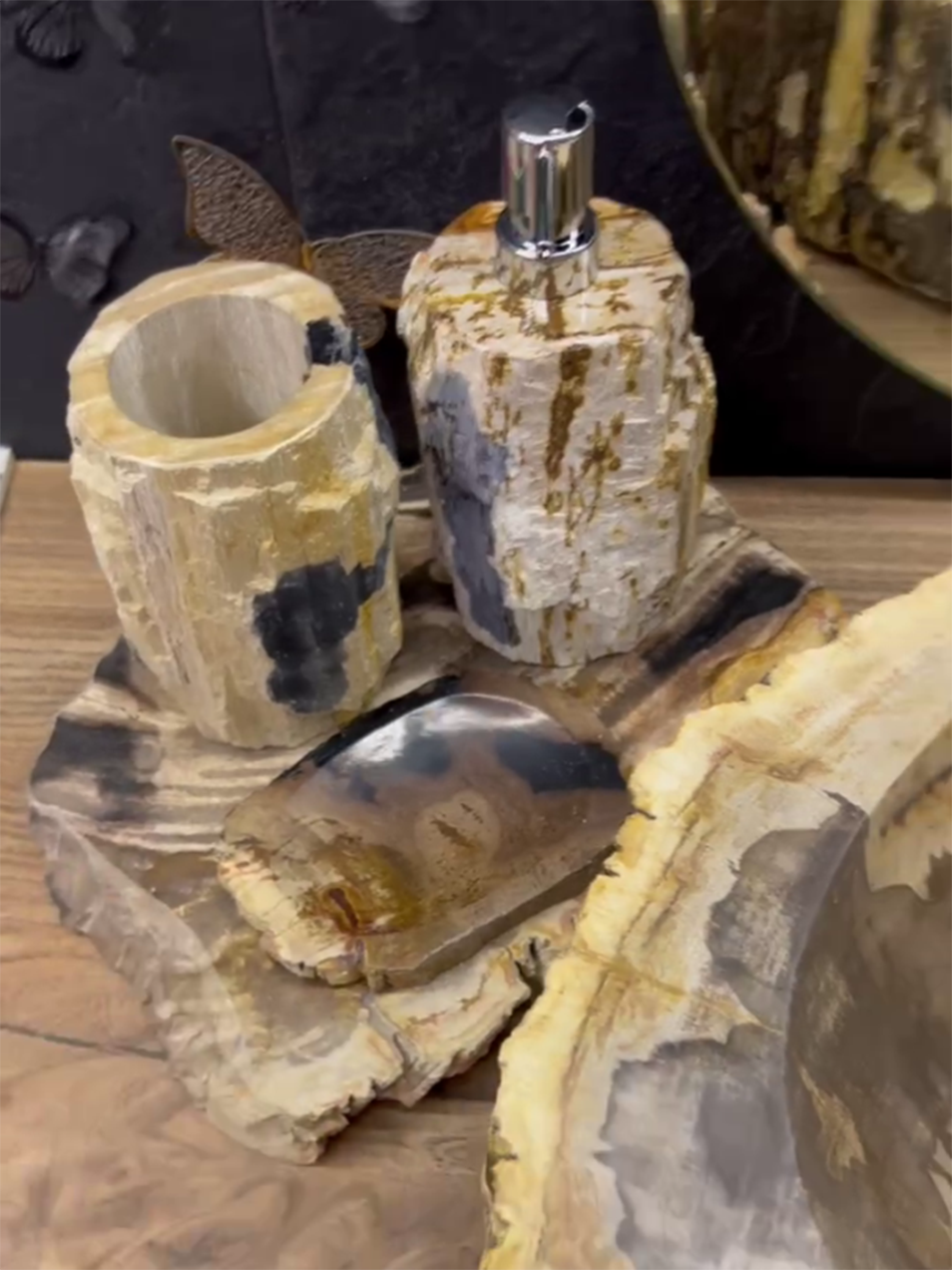 Раковина и набор для ванной комнаты из окаменелого дерева 4