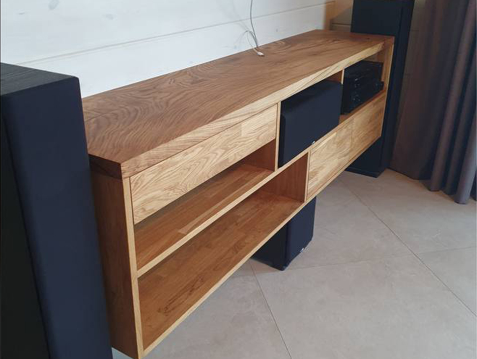 Тумба с выдвижным ящиком