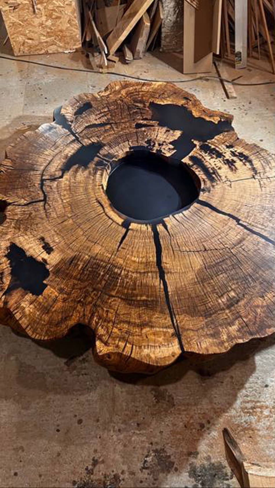 Журнальный стол из многовекового спила дуба с живыми краями 6