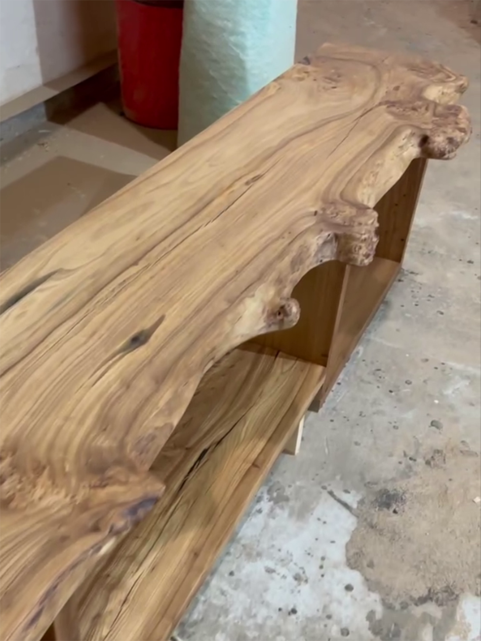 Тумба с выдвижным ящиком с живым краем 4