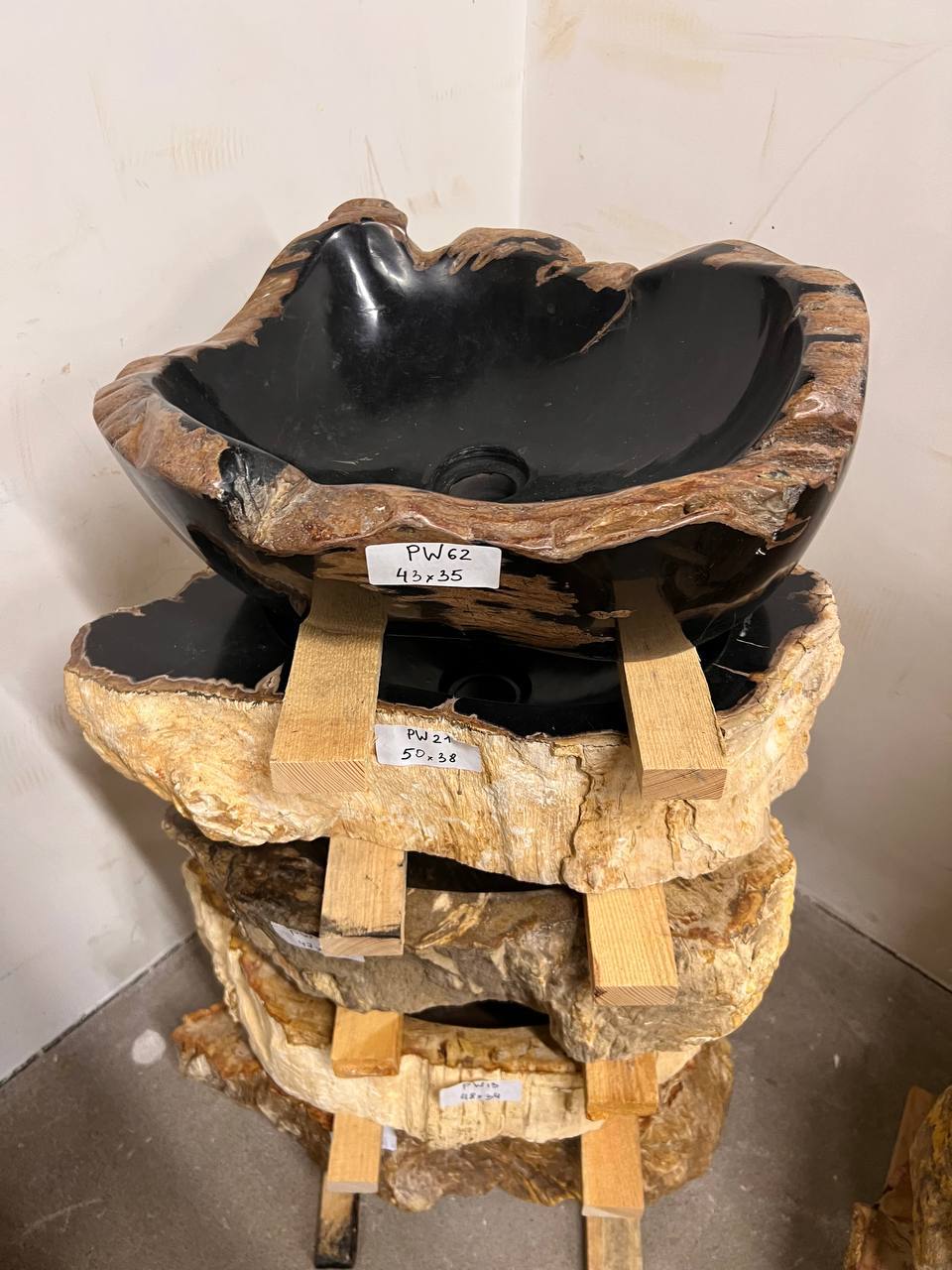Раковины и аксессуары из окаменелого дерева 4
