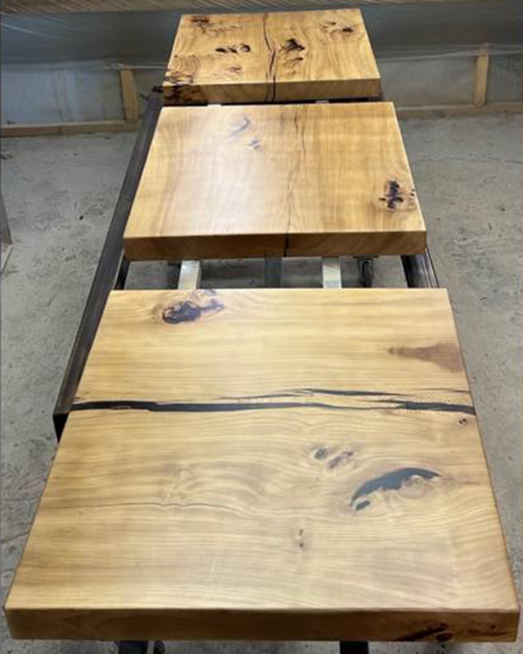 Комплект: столешницы из карагача + колонны из карагача + перегородки из бука