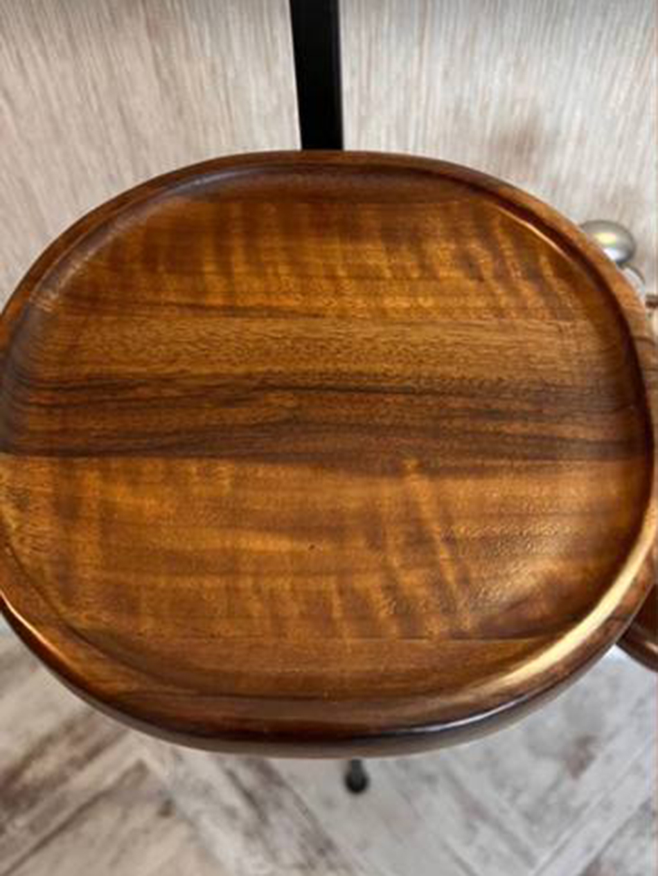 Набор полок из грецкого ореха на металлическом креплении 3