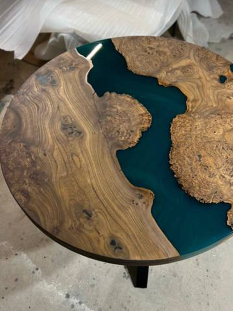 Журнальный стол из капового термо карагача 2